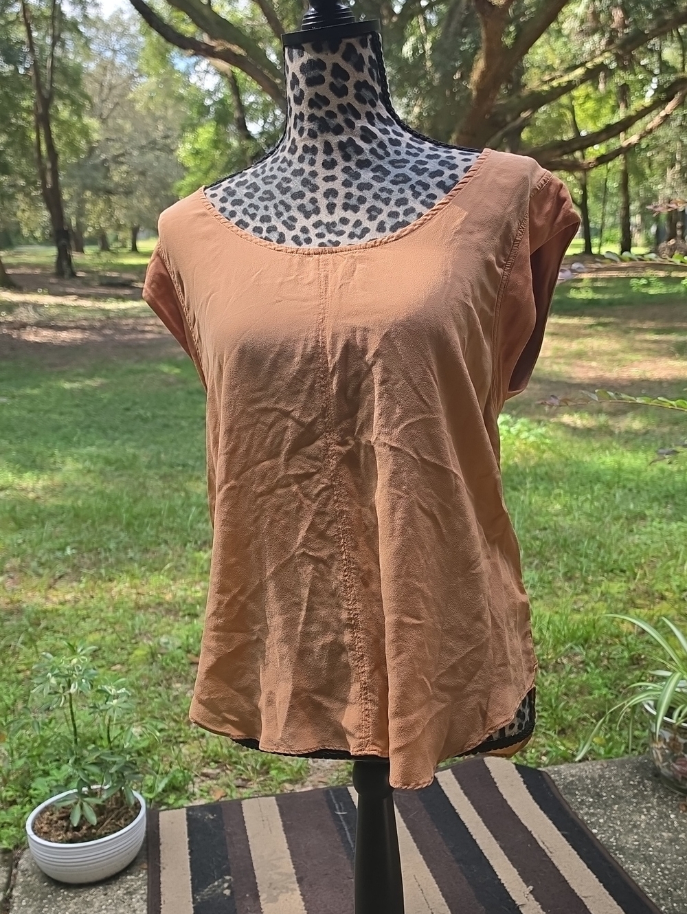 Silk 100% A Loves A. Scoop Neck Cap Sleeve Top in Burnt Orange